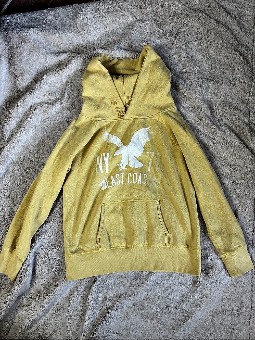 American Eagle Outfitters AE East Coast NY 77 Graphic Button Neck Hoodie